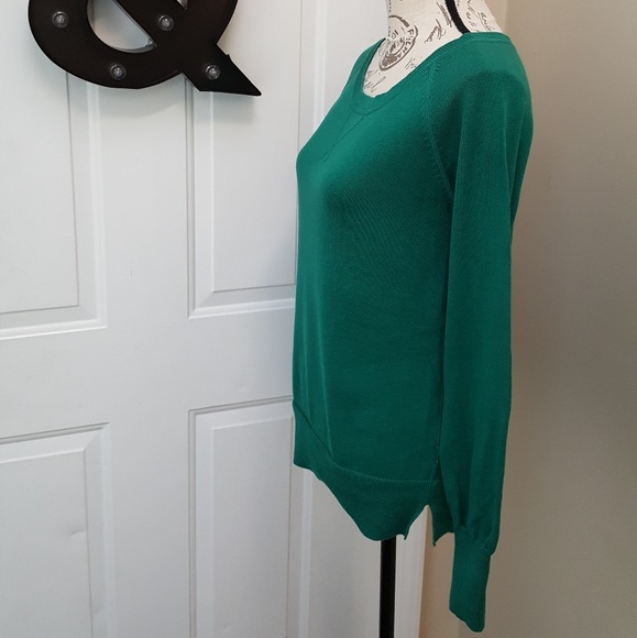 Sweater - Picture 2 of 5